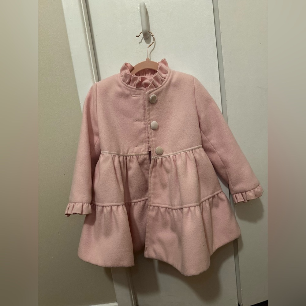 Abuela Tata designer traditional Spanish-style pink girl’s ruffle bow coat (4Y)